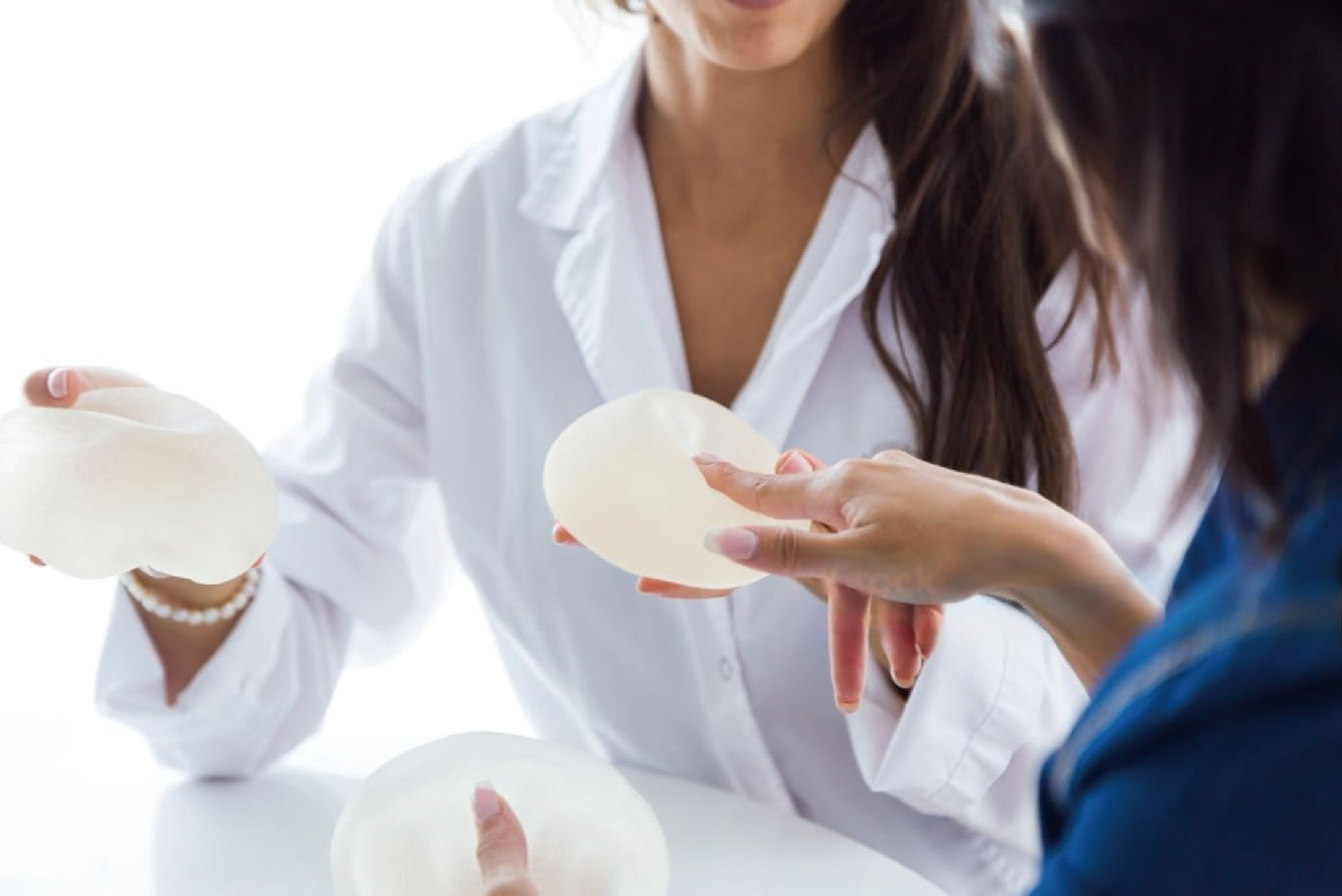 高雄隆乳推薦精華總整理：手術方式、假體選擇、手術切口、植入位置全解析